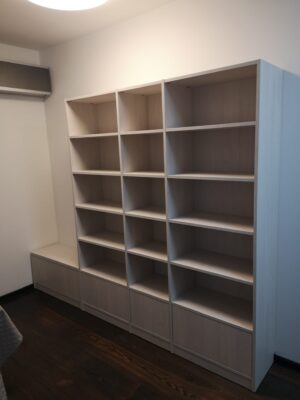 SEinakapp riiulite ja sahtlitega - Everos